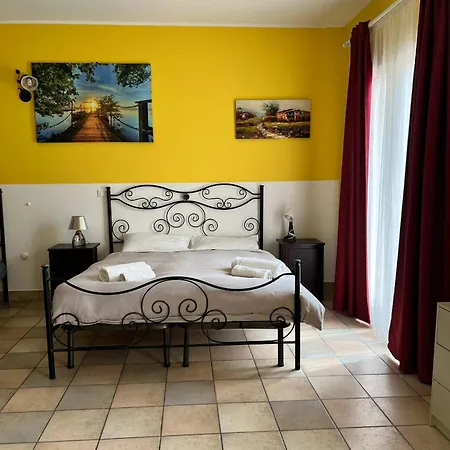 Refined In With Private Pool Casa vacanze Enna