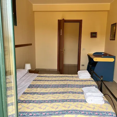 Casa vacanze Refined In With Private Pool *